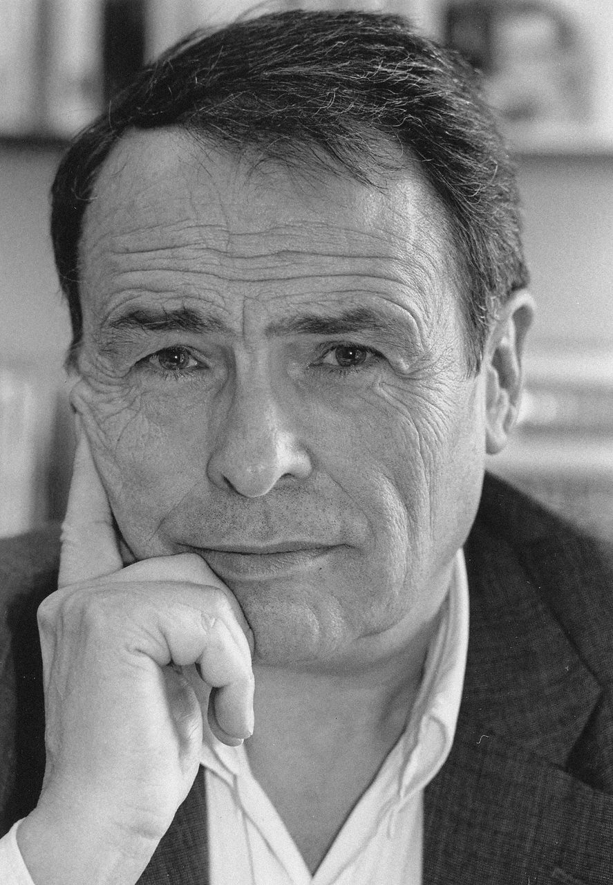 Pierre Bourdieu crédito.Bernard Lambert CC BY SA 4.0 via Wikimedia Commons