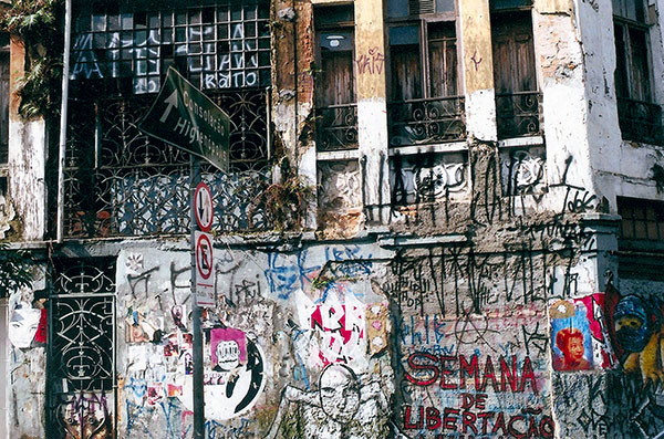 Foto por Pétala Lopes