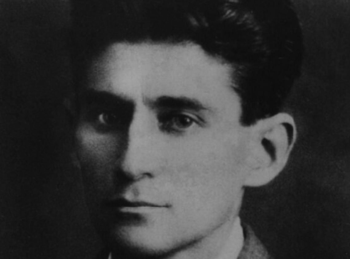 Kafka era mimado e muito próximo da mãe Julie Löw, mas sentia-se culpado por envolvê-la nas constantes brigas com o pai