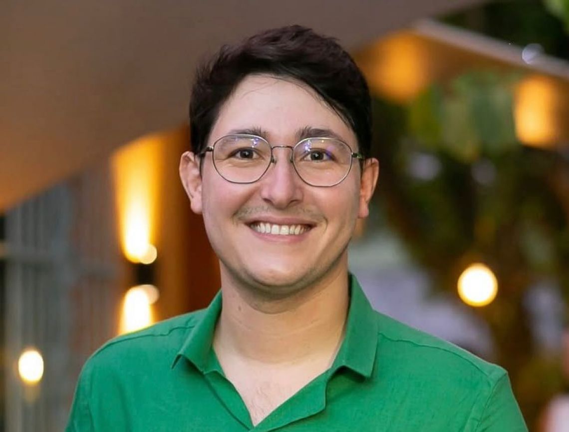 O escritor pernambucano, que atua como professor de Medicina da Unicap, afirma que é preciso repensar sua trajetória. Ele já está escrevendo um novo livro de contos