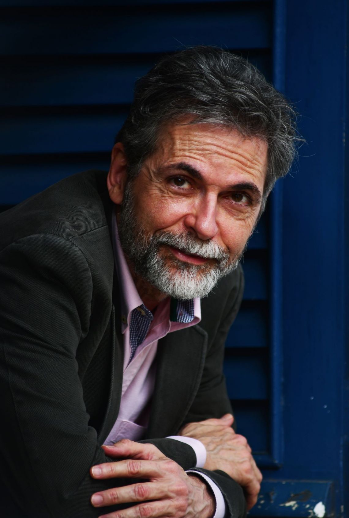 Poeta, ensaísta, professor e ficcionista, Carlos Newton Júnior diz que o livro é uma súmula do pensamento de Ariano